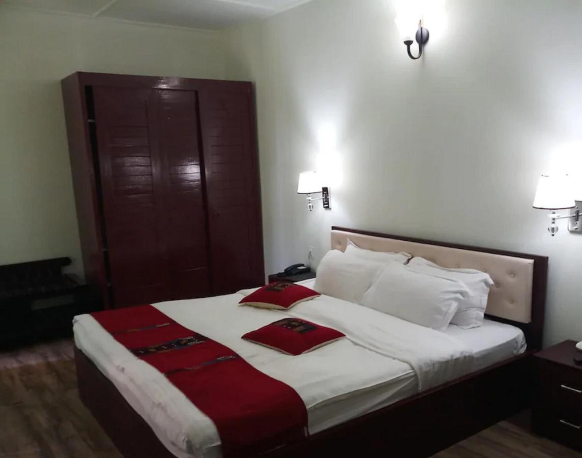Hotel Japfu Kohima Экстерьер фото