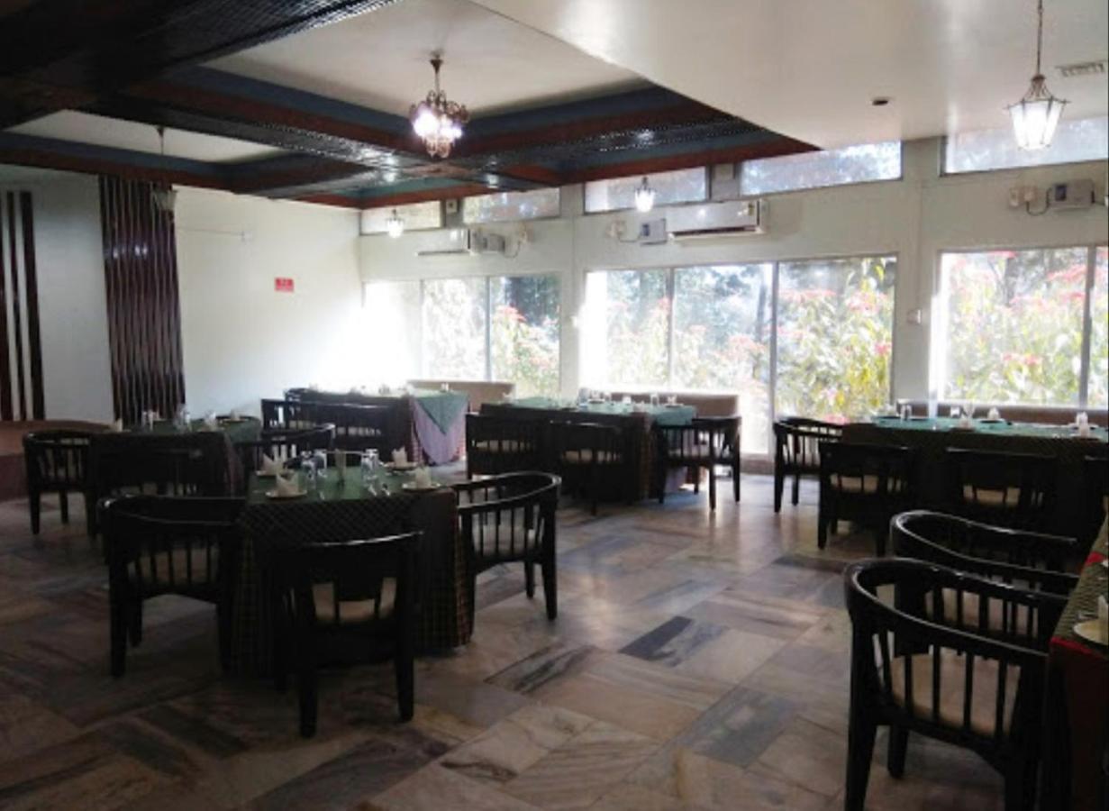 Hotel Japfu Kohima Экстерьер фото